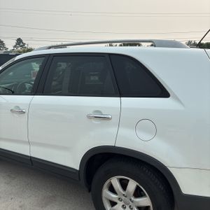 2013 KIA SORENTO LX photo 6