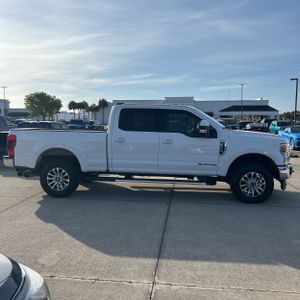 FORD F-250 SUPER DUTY LARIAT - 10