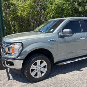 FORD F-150 XLT - 2