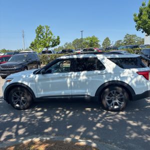 FORD EXPLORER XLT - 3