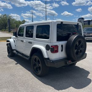 JEEP WRANGLER UNLIMITED SAHARA ALTITUDE - 5