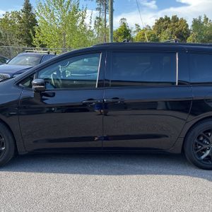 CHRYSLER PACIFICA LIMITED - 3