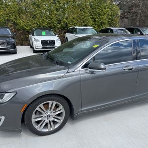 LINCOLN MKZ SELECT - 2