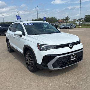 VOLKSWAGEN TAOS SE - 10