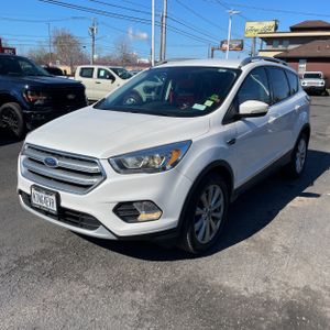 FORD ESCAPE TITANIUM - 1