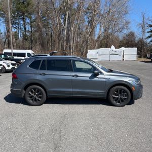 VOLKSWAGEN TIGUAN SE 4MOTION - 10