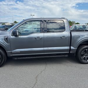 FORD F-150 LARIAT - 4