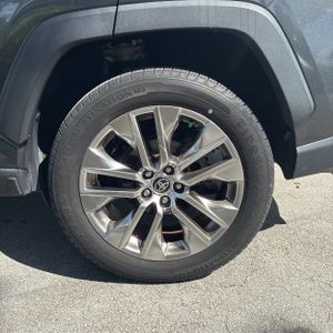 2021 Toyota RAV4 XLE PREMIUM 照片 18