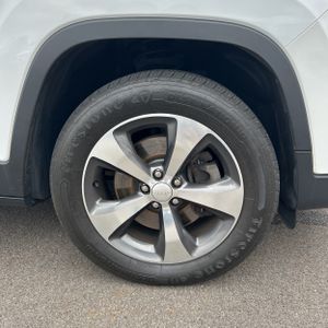 صورة مصغرة 20 لـ 2019 JEEP CHEROKEE LIMITED