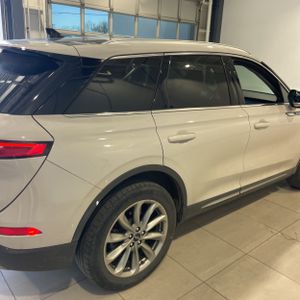 LINCOLN CORSAIR STANDARD - 9