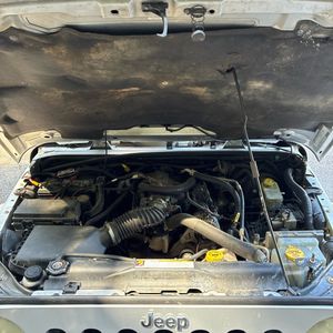 2011 JEEP WRANGLER UNLIMITED SAHARA 照片 43