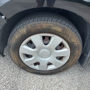 2011 Nissan VERSA 1.8S — миниатюра 17