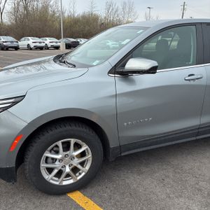 CHEVROLET EQUINOX LT - 2