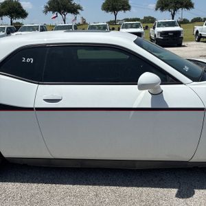 2013 Dodge CHALLENGER R/T PLUS — фото 10