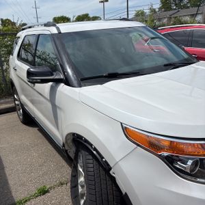 FORD EXPLORER XLT - 9