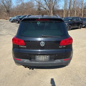 VOLKSWAGEN TIGUAN R-LINE - 7