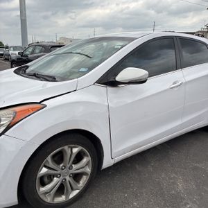 HYUNDAI ELANTRA GT BASE - 2