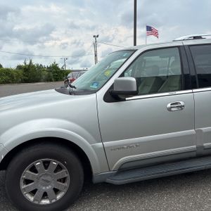 2003 Lincoln NAVIGATOR LUXURY — фото 2