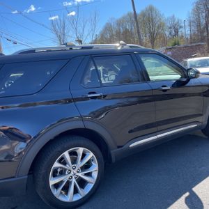 FORD EXPLORER PLATINUM - 9