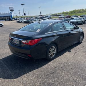 HYUNDAI SONATA GLS - 8