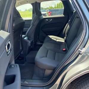 2026 Volvo XC60 B5 CORE 缩略图 34