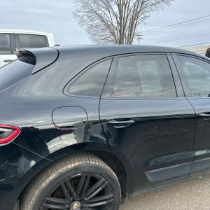 PORSCHE MACAN BASE - 9