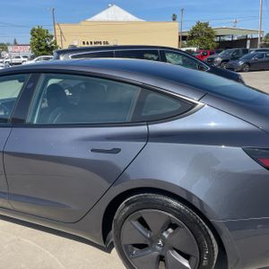 TESLA MODEL 3 BASE - 6