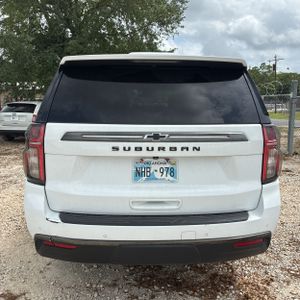 CHEVROLET SUBURBAN Z71 - 7