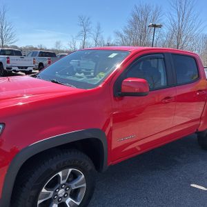 CHEVROLET COLORADO - 2