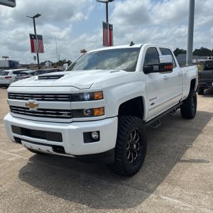 CHEVROLET SILVERADO - 1