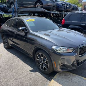 صورة 10 لـ 2022 BMW X4 M40I