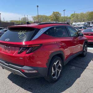 HYUNDAI TUCSON LIMITED - 8