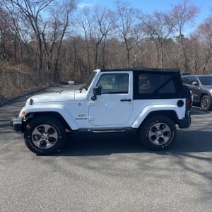Jeep Wrangler Sahara - 3