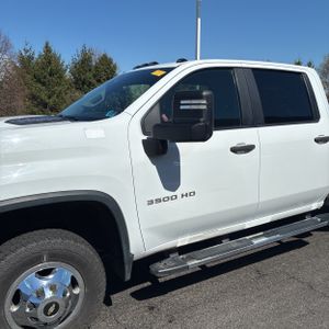 CHEVROLET SILVERADO - 2