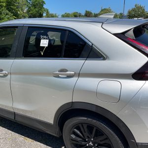 2023 Mitsubishi ECLIPSE CROSS LE photo 6