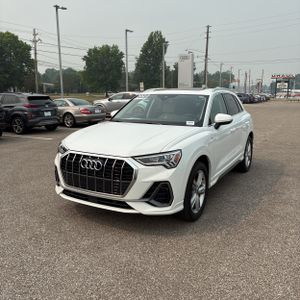 صورة 1 لـ 2023 AUDI Q3 QUATTRO S LINE PREM PLUS 45 TFSI