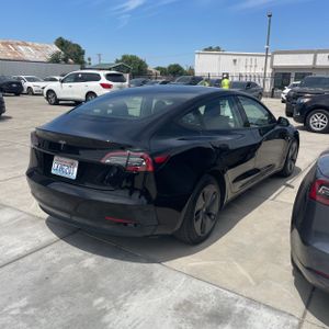 TESLA MODEL 3 BASE - 8