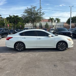 2016 Nissan ALTIMA 2.5 SV — фото 10