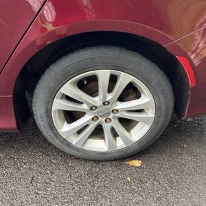 2016 Chrysler 200 LIMITED — миниатюра 18