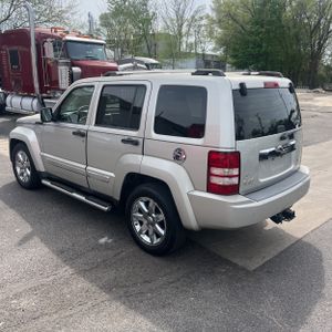JEEP LIBERTY LIMITED - 5
