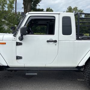 2012 JEEP WRANGLER UNLIMITED SAHARA — фото 4