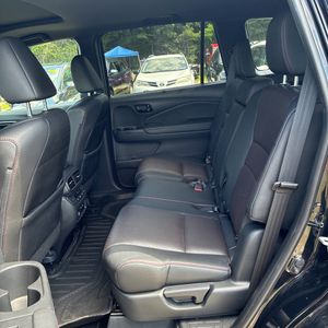صورة 34 لـ 2024 Honda PASSPORT BLACK EDITION