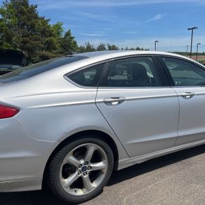 FORD FUSION SE - 9
