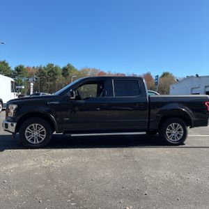 FORD F-150 LARIAT - 3