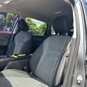 2021 Nissan ROGUE S — миниатюра 32