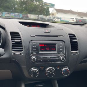 2015 KIA FORTE LX thumbnail 37