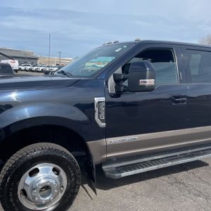 FORD F-350 SUPER DUTY LARIAT - 2