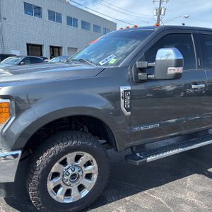 FORD F-350 SUPER DUTY LARIAT - 2