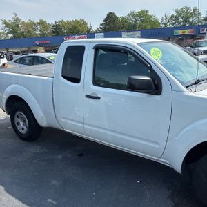 2016 Nissan FRONTIER S — фото 11