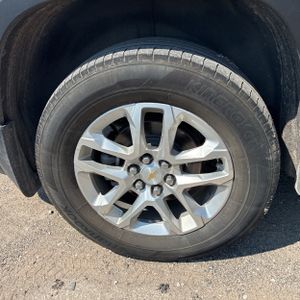 صورة 17 لـ 2018 Chevrolet TRAVERSE LT CLOTH